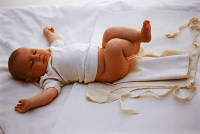 Что такое  многоразовые подгузники для новорожденных и стоит ли их покупать.